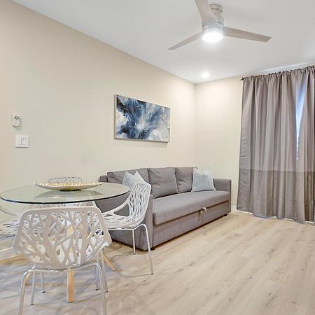 Stylish Miami Suite - Self Check-In Екстер'єр фото